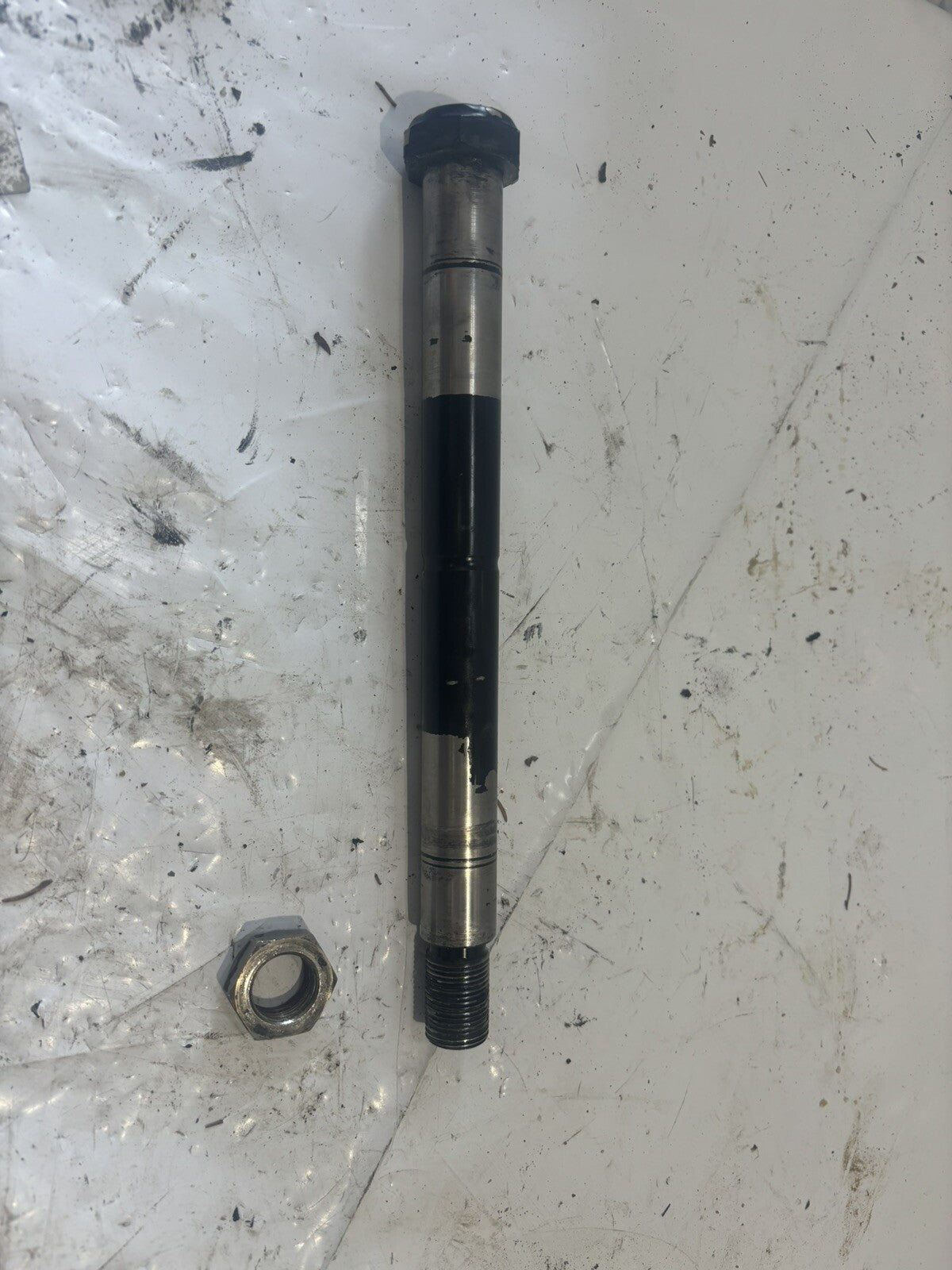 125 75 80 90 100 115 150hp Mercury tilt tube 826125A1