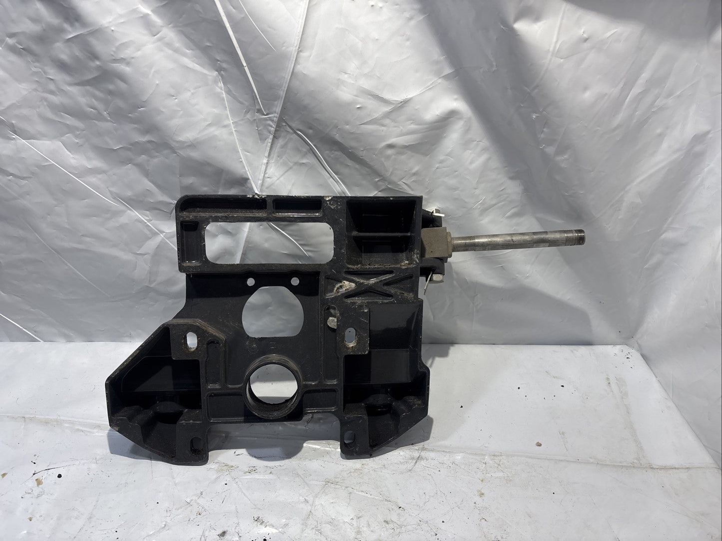 OMC 912537 0912537 911661 0911661 Cobra Rear Transom Plate V6 V8 1986-89