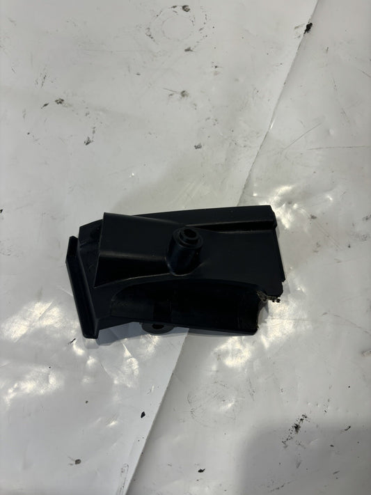 Johnson Evinrude OMC Fuel oil bracket cover 435273