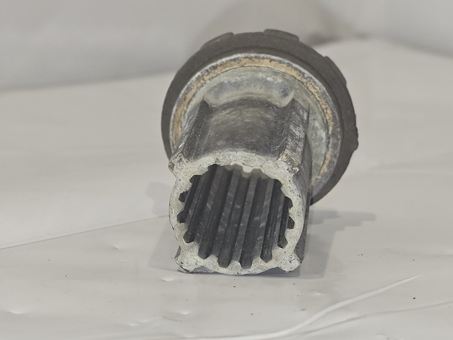 826074  Mercury Marine Propeller Hub Adaptor  15 Spline Drive Sleeve