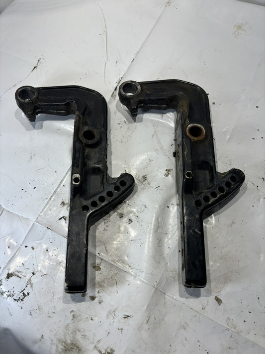 Mercury Mariner 8822A1 Transom Brackets 60-100hp 1980’s Pair