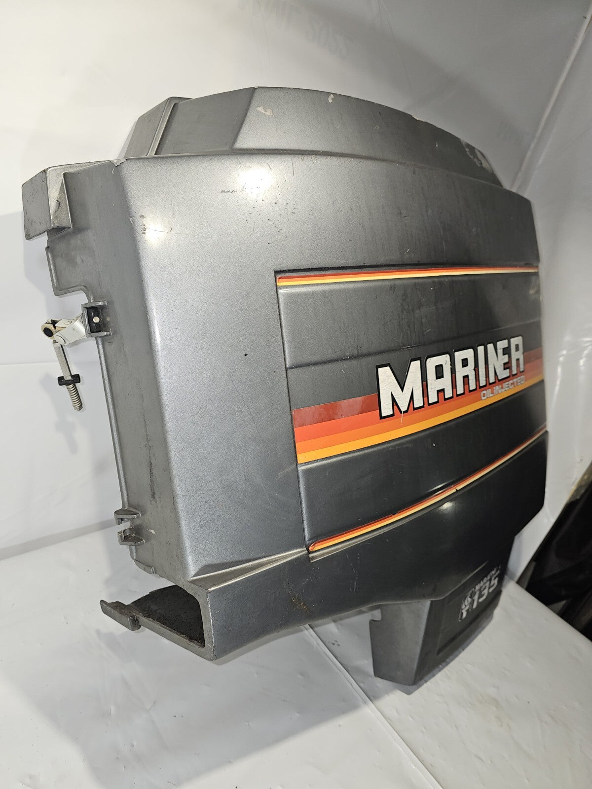 1988  Mercury Mariner 135hp Engine Cowling Starboard 7619A1