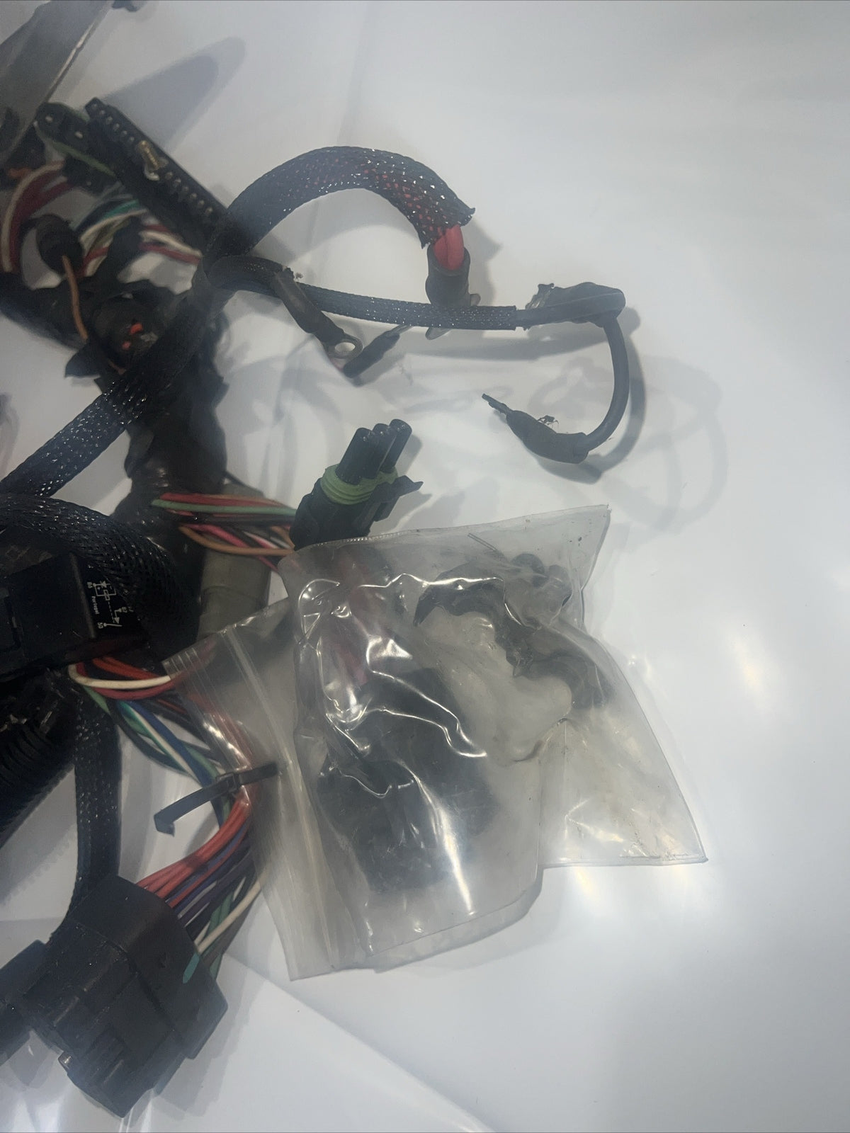 586266 Johnson Evinrude 1998-1999 Motor Cable Wiring Harness 90 115 HP V4