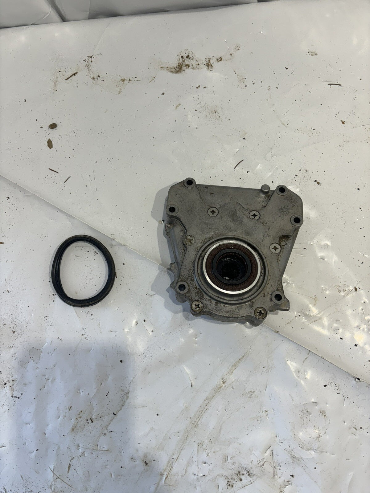 MERCURY 75 hp  Oil Pump 858579T3