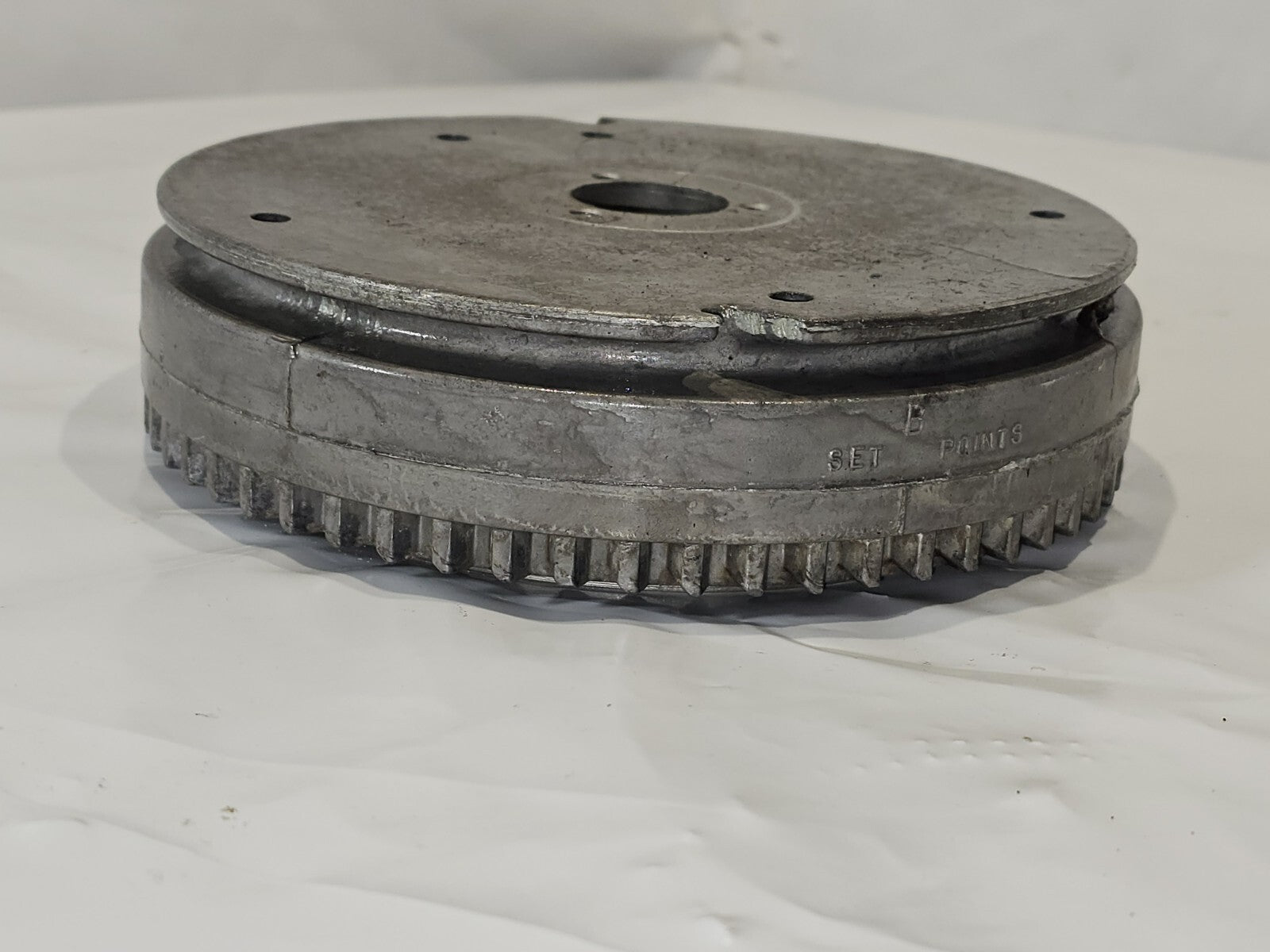 FLYWHEEL EVENRUDE OUTBOARD 0580562