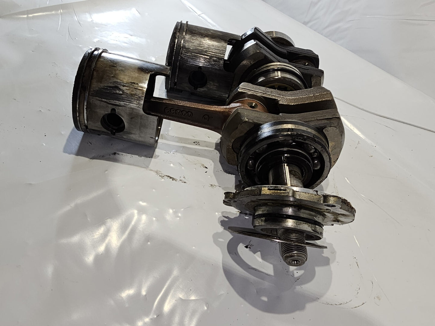 Yamaha Outboard 25hp Crank Shaft Assembly 689-11400-03-00