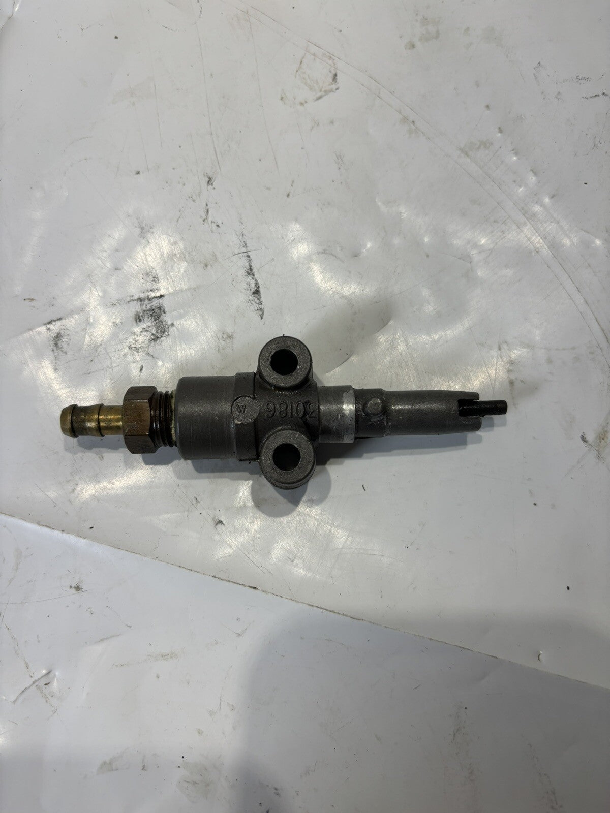 FUEL UNIT CONNECTOR 30186 MERCURY MARINER